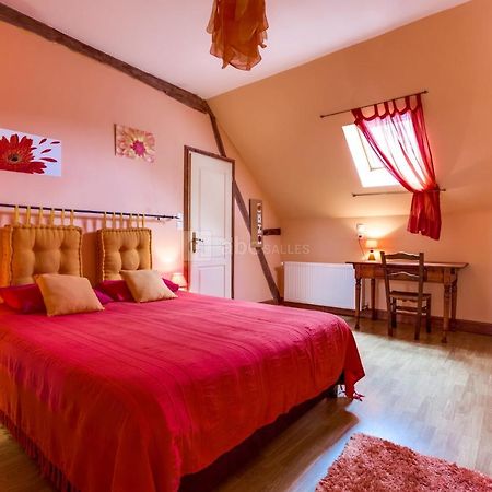 La Ferme De L'Isle Et Sa Roulotte Bed & Breakfast Avaray Ngoại thất bức ảnh